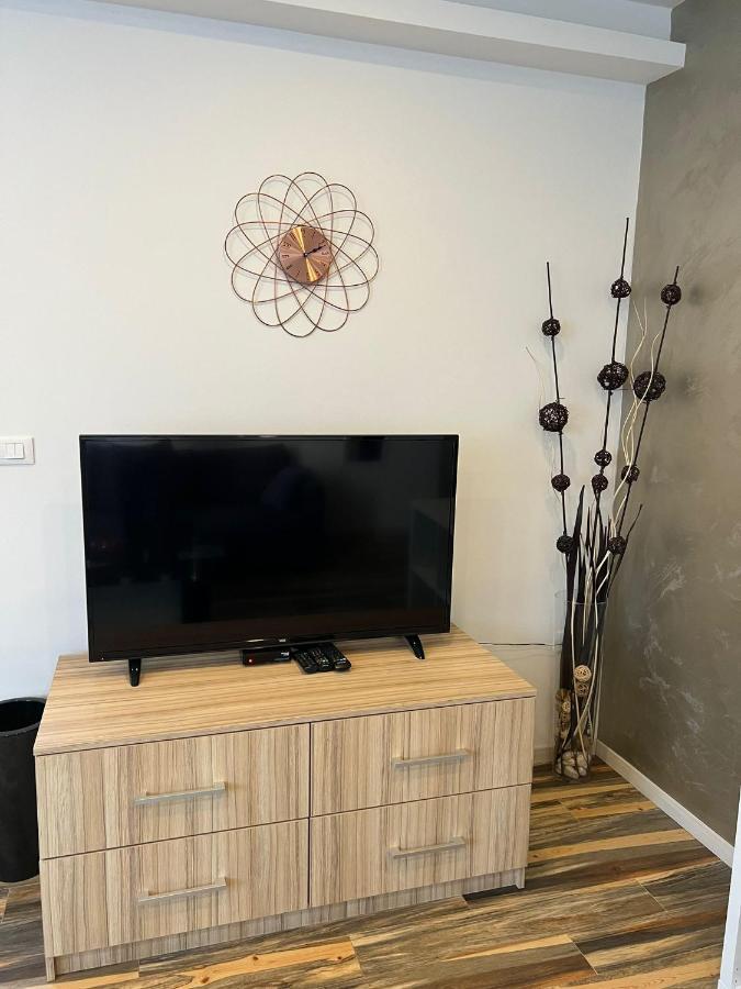 Apartments And Rooms Lorena 236 Rovinj Bagian luar foto