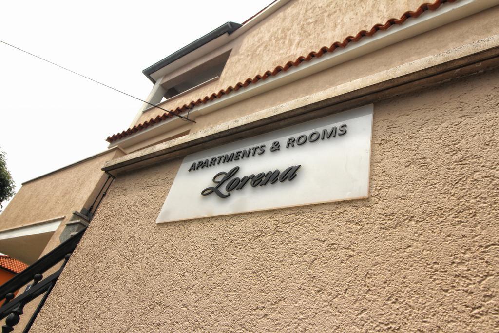 Apartments And Rooms Lorena 236 Rovinj Bagian luar foto